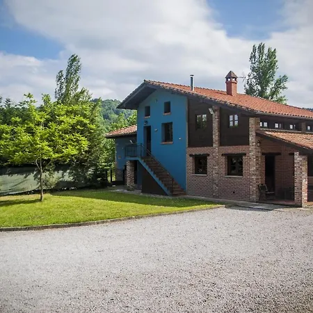 La Caseria De Los Hevia 1 Y 2 Arriondas Exterior photo