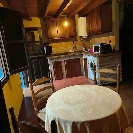 La Caseria De Los Hevia 1 Y 2 Arriondas Exterior photo